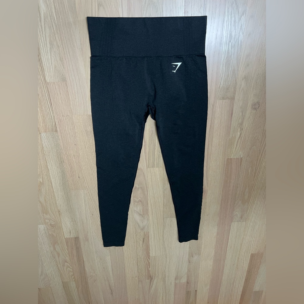 Black Gymshark Leggings with Logo